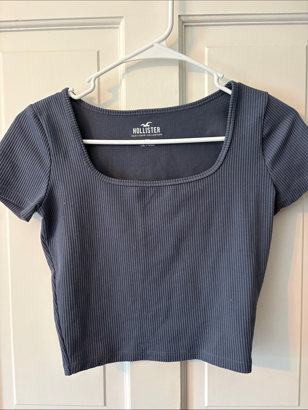 Hollister Women's Ribbed Square-Neck Crop Top — Charcoal